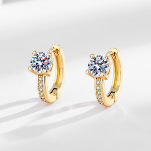 Elegant Golden Micro-inlaid Four-claw Round Earrings