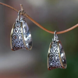 Creative Retro Geometric Pattern Hollow Stud Earrings