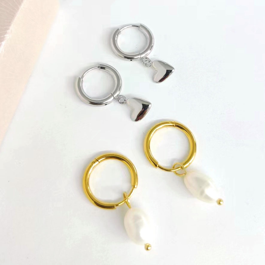 Peach Heart Stainless Steel 18K Gold Earrings - Image 3