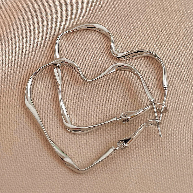 Three-layer Heart Shaped Love Earrings Simple Pendant Acrylic - Image 2