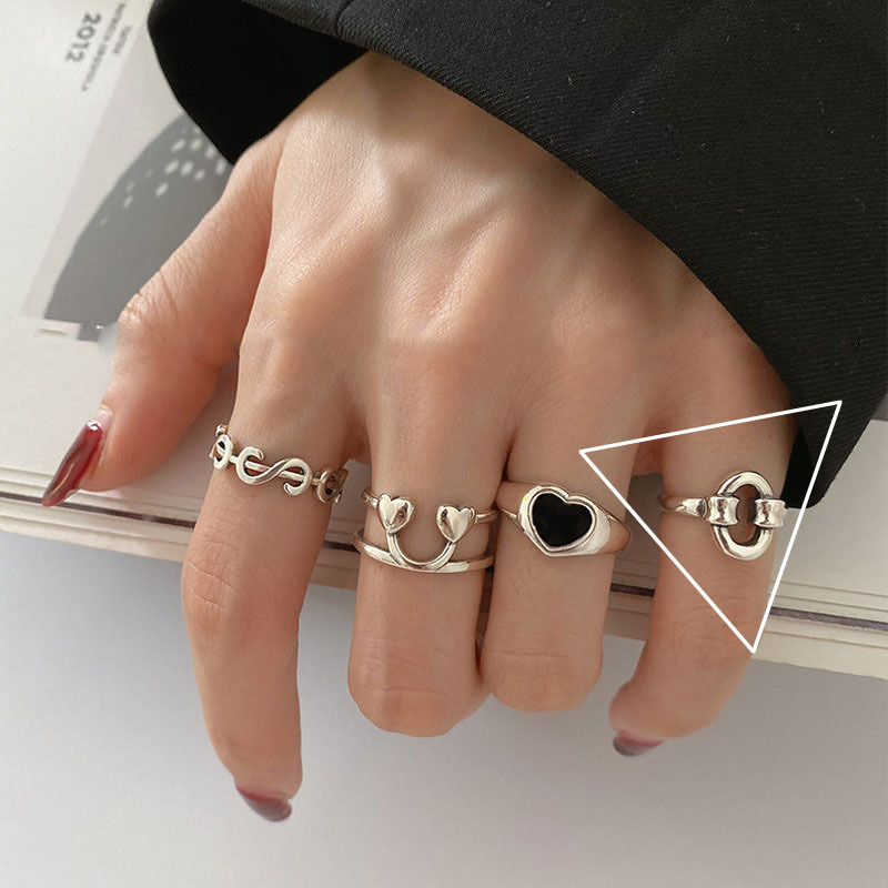 Fashionable Heart Dollar Smiling Face Ring - Image 2