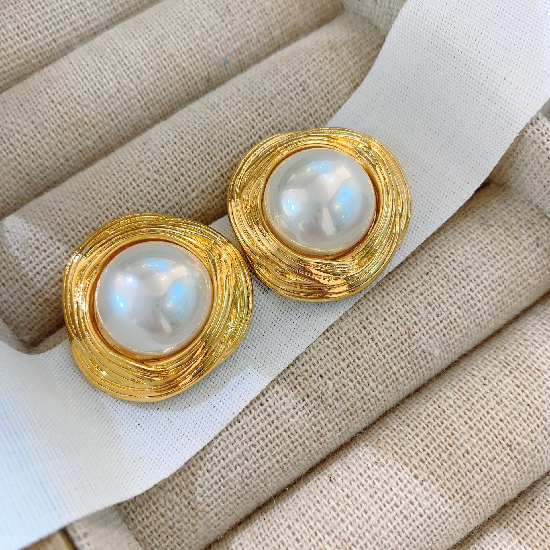 Mid-ancient French Irregular Texture Pearl Earrings - Image 4