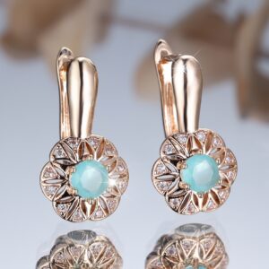 Round BW1 Diamond Edge White Diamond Hollow Flower Ear Clips