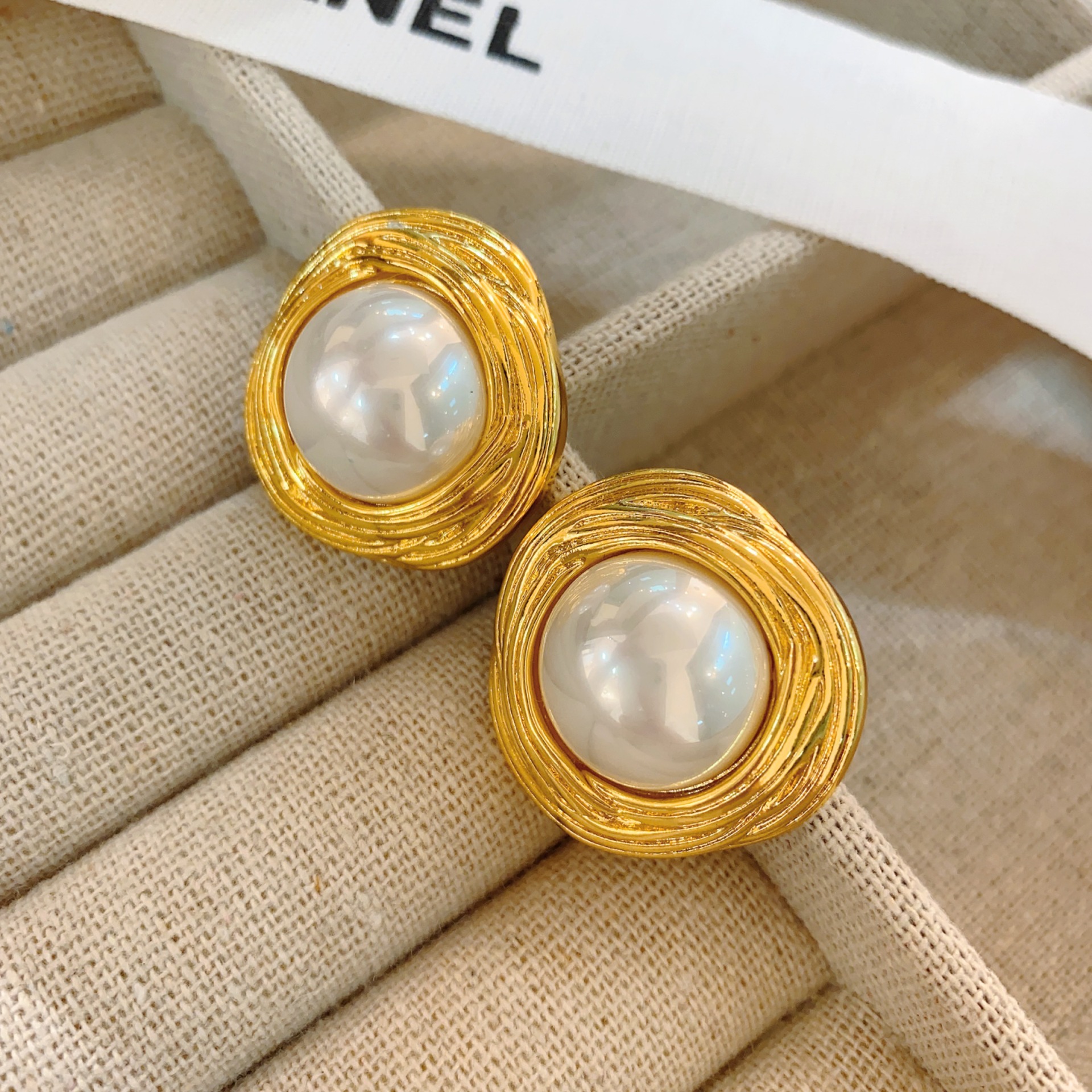 Mid-ancient French Irregular Texture Pearl Earrings - Image 3