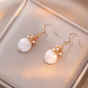 Japanese And Korean Retro Natural Freshwater Pearl Ins Special-shaped Earrings